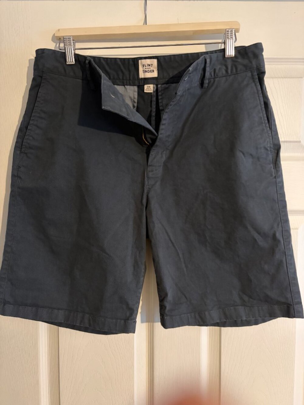 Flint And Tinder Shorts Mens 34 Gray Chino Stretch Casual Summer Size: Waist 34